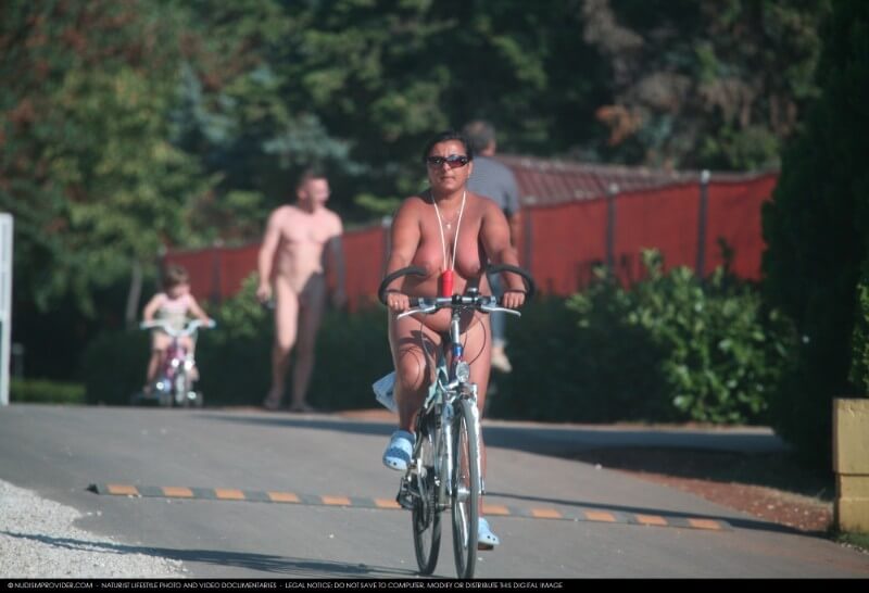 Naturists Road Biking pics - nudism blog