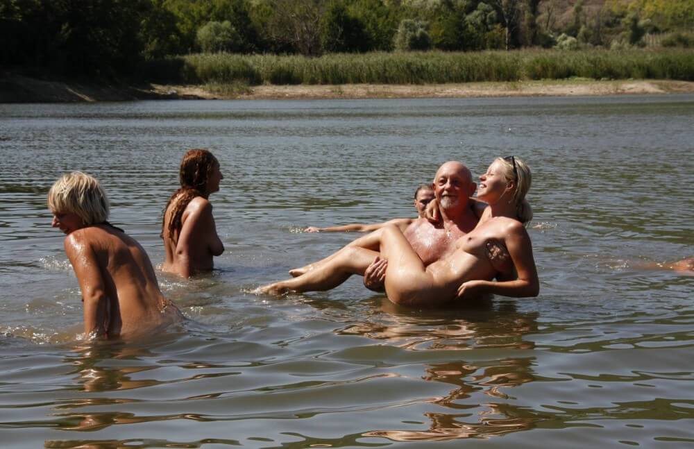 Naturist Family Event # 25 - nudism blog