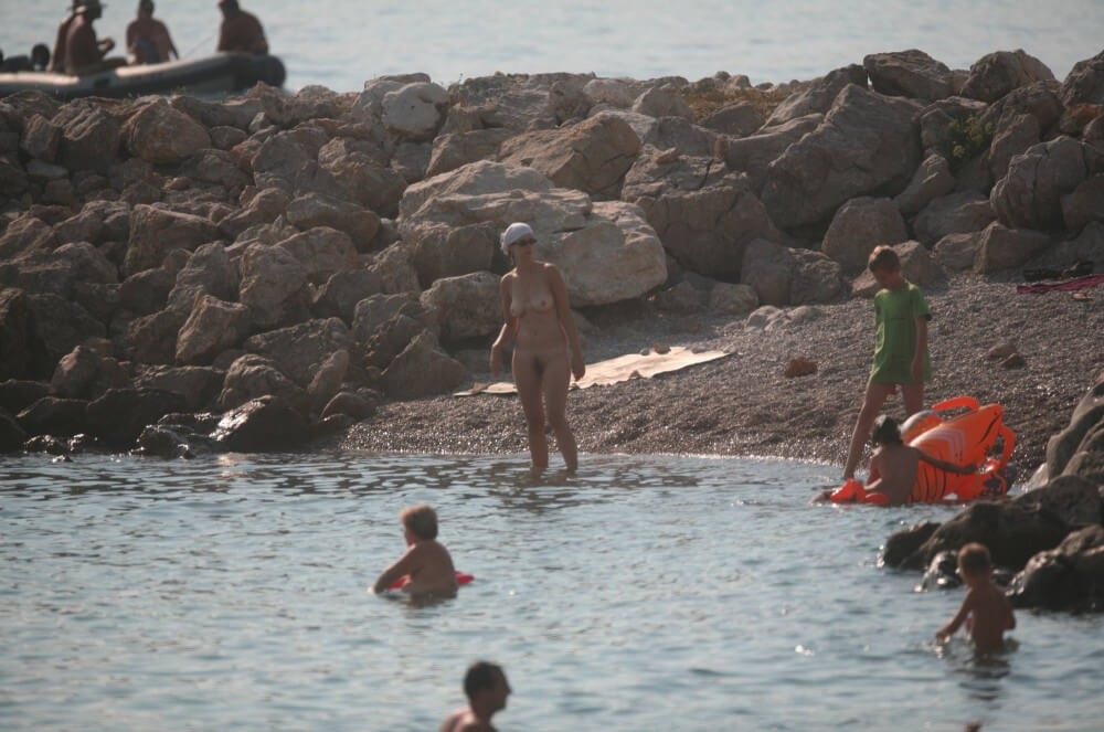 FKK cove pyramid in waters - nudism blog