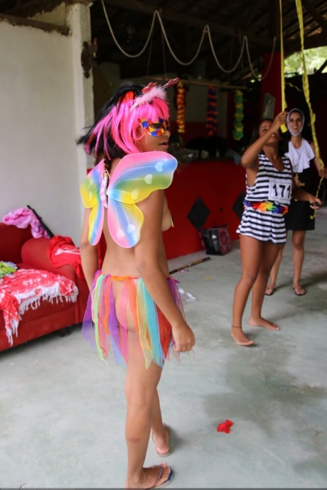 Tropical carnival photo gallery - nudism blog