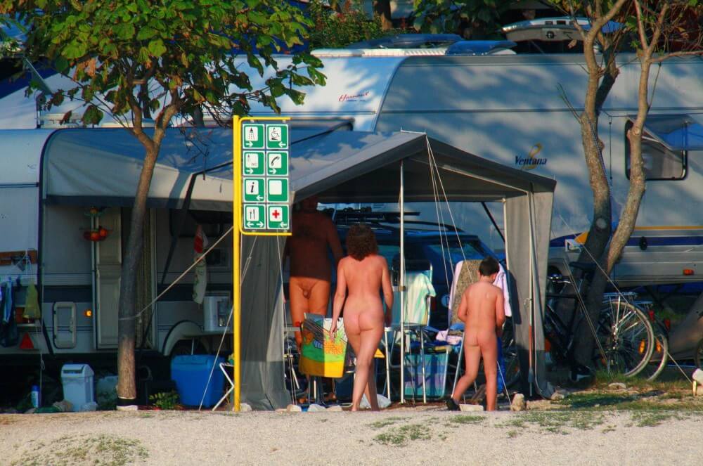 Ula FKK Camping photo gallery - nudism blog