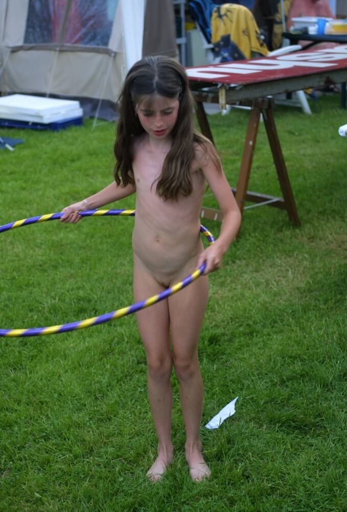 Holland Grass Hula Hoops pics - nudism blog