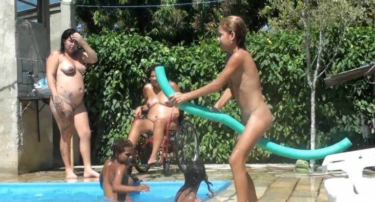 Oceanic Backyard Noon # 1 Full HD - nudism blog