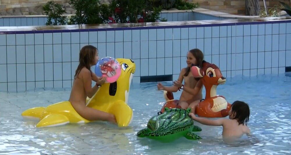 Aqua Extravaganza 1 Full HD - nudism blog
