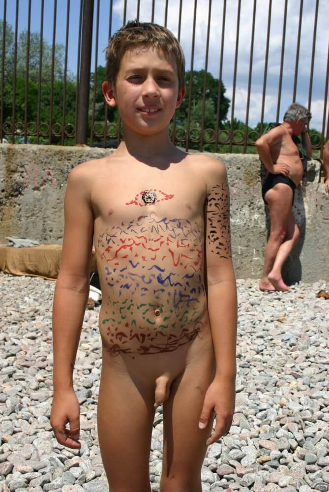 Father and Daughter Painted pics - nudism blog