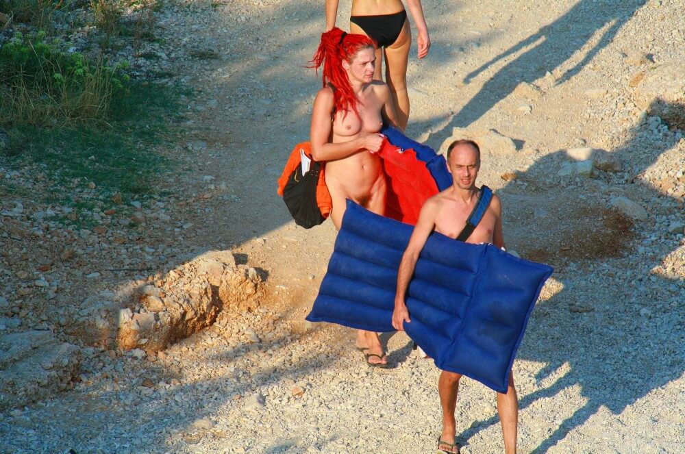 Ula FKK Red Hairstyle Girl pics - nudism blog