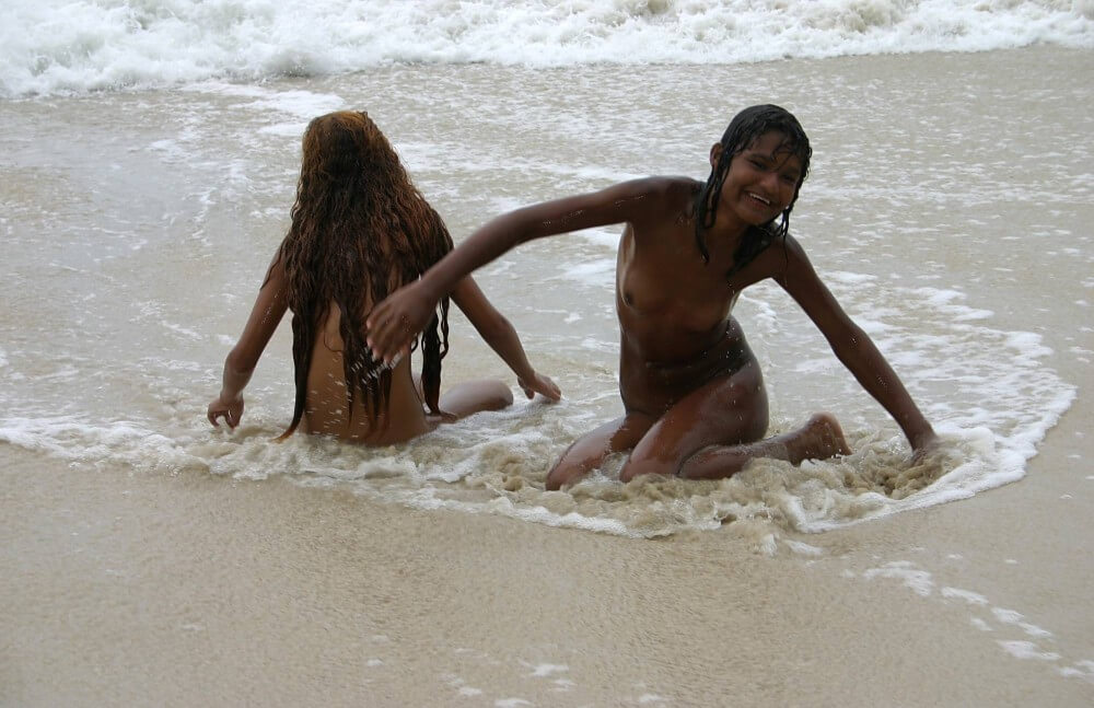Brazilian Sand Playground pics - nudism blog