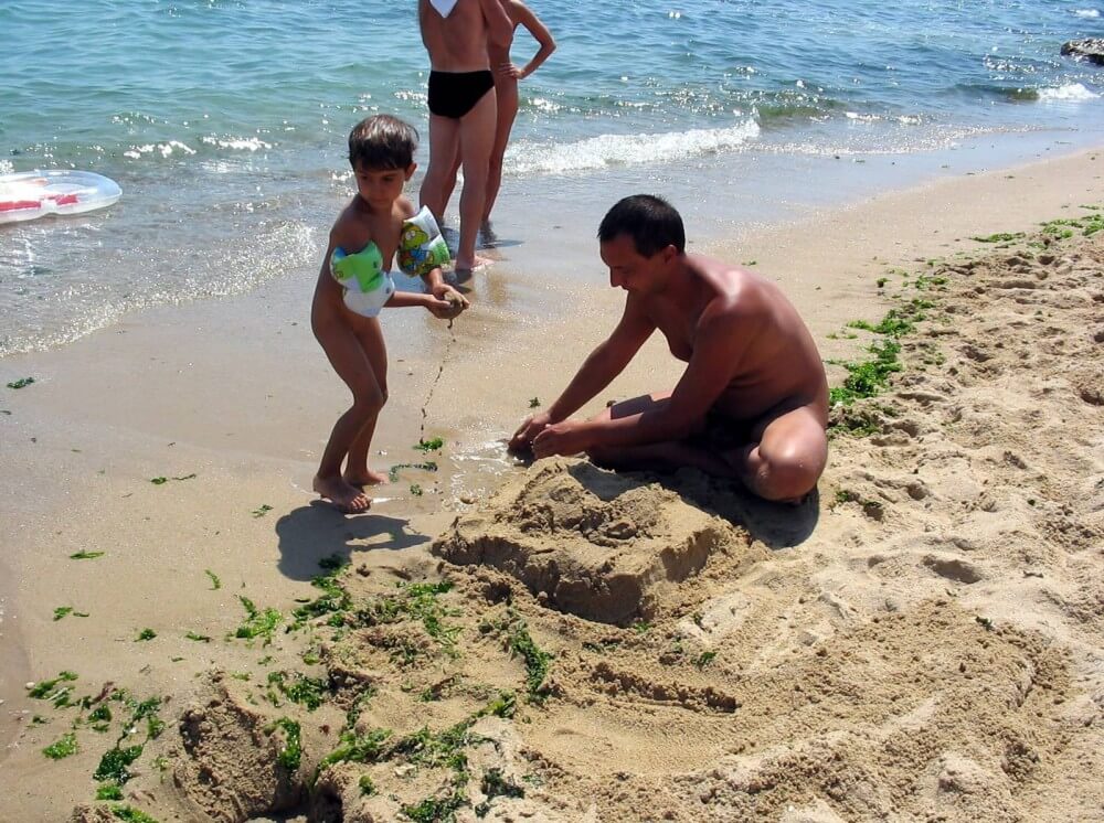 Bulgarian Sandy Paint Over - nudism blog