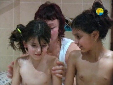 Naturist Freedom: Girls In Sauna upd - nudism blog