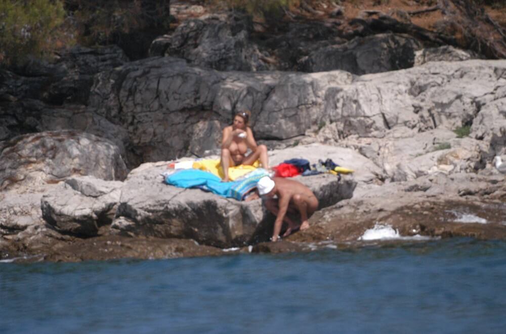 Croatian Rock-Front Coast pics - nudism blog