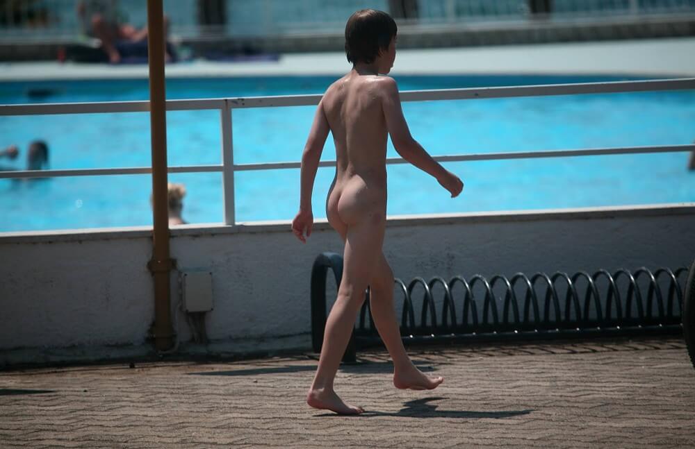 Grassy Patio Nature Hike - nudism blog