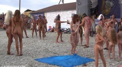 Cool Day At The Beach Full HD video - nudism blog