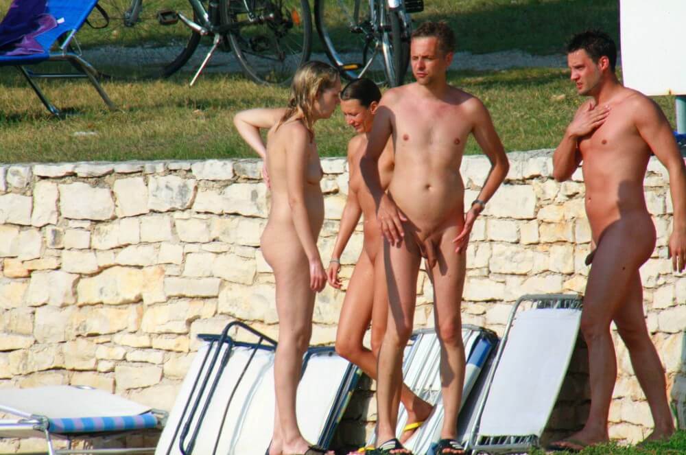 Ula FKK Couples Profile pics - nudism blog