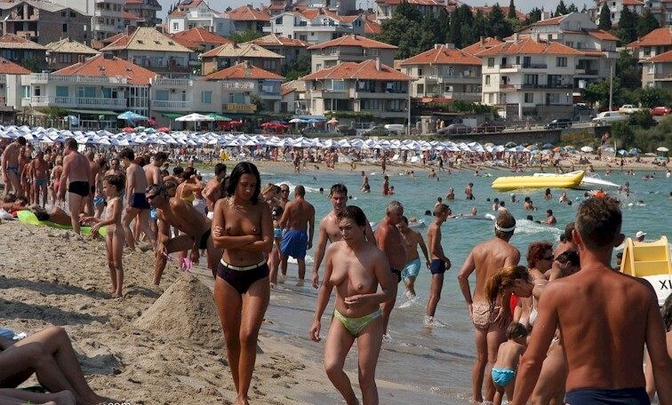 Enature - resort in solar Bulgaria - nudism blog