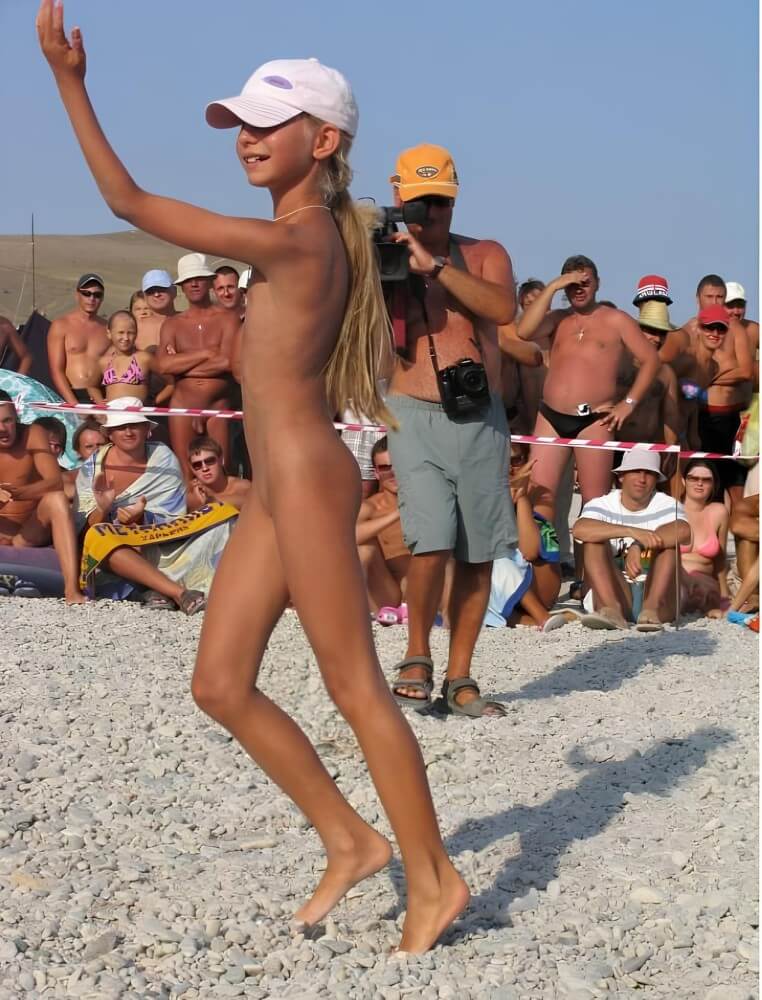 Holiday of the Neptune photos - nudism blog