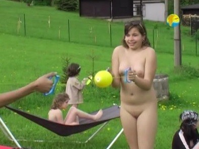 Naturist Freedom: Meadow - nudism blog