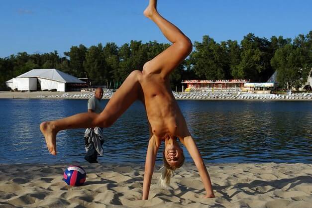 Enature presents - nudism blog
