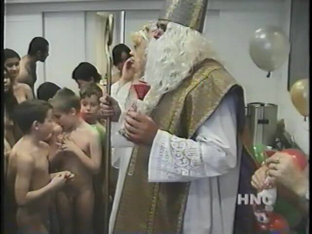 Helios Natura: Grandmas Christmas Party - nudism blog