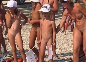 Naturist Royal Family Show video - nudism blog