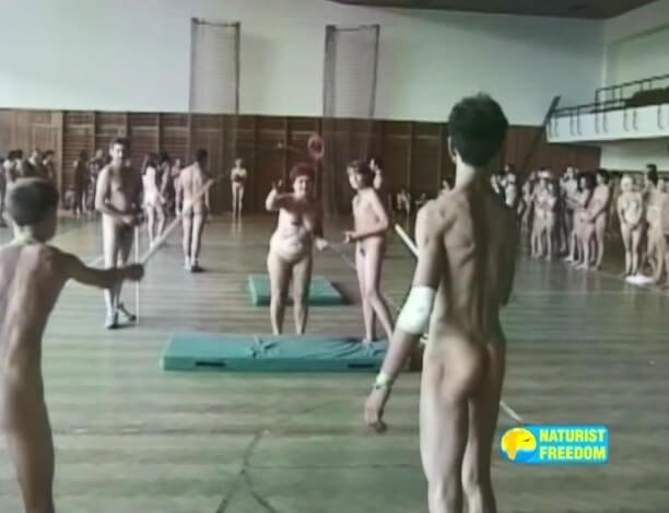 Helios Natura: FKK Fumbling and Tumbling - nudism blog